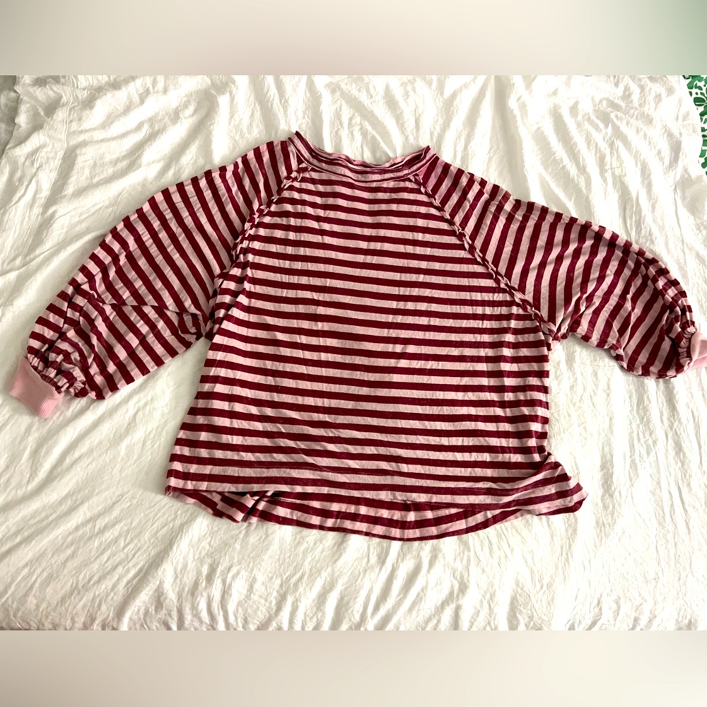 Comfortable and lightweight free people flowy top 💗